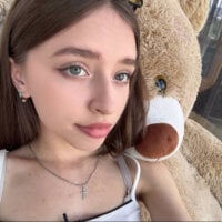 Poopl_18 webcam model