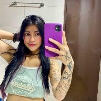 MiaDevine_1 webcam model