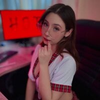 lilly_rooyse model avatar