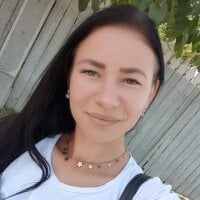 IssyMaya webcam