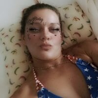 SweetCakes88 webcam model