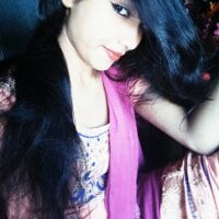 Maya-Rani-Live Webcam