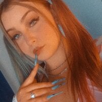 RebeFucksonn webcam model