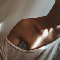 غرفة دردشة Neon_Kittie دون اتصال