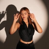 beca_winn Live chatroom