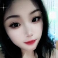 Qiuqiu--666Live Webcam
