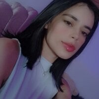 Bella_Val webcam model