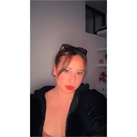 brunette_beauty webcam