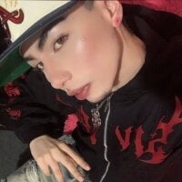 michaelhot303av webcam model