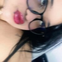 yourlittlewife webcam model