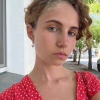 AlishaPetz webcam model