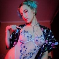 Eva_Lilac webcam