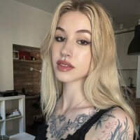 Phòng Chat Ngoại tuyến juicyluxie