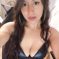 sara_madiss webcam model