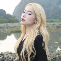 Kim_Ryu webcam model