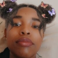 sweetandsilky's Offline Chat Room