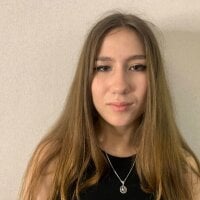 Offline chatovací místnost ReneeJones