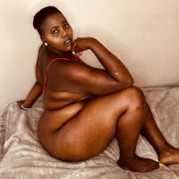 CurvyBootyXX5