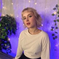 AMELIA_QT's Profile Pic