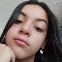 Offline chatovací místnost Ariadna_Campbell