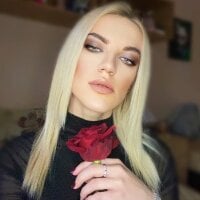 Lollita_Vert অফলাইন চ্যাট রুম