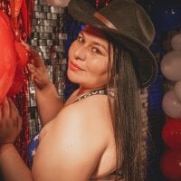 Amanda-Cruz webcam