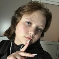 Mary_Bryantt Adlı Modelin Avatarı