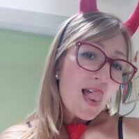 anna_sweet_2's Offline Chat Room