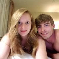 pussyaddict0219's Offline Chat Room