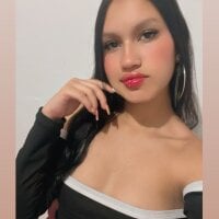 Emilyintnsive model avatar