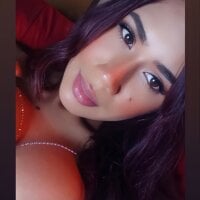 AbbyCooper_x's Offline Chat Room