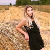 brown_eyes_lady Adlı Modelin Çevrimdışı Sohbet Odası