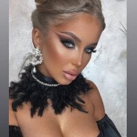 AubrieleRouj1 webcam model