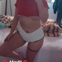 Elsa_00 Adlı Modelin Çevrimdışı Sohbet Odası