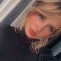 megan-bee's Profile Pic