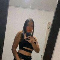 amberriley_'s Offline Chat Room