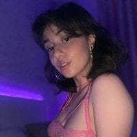 XYour_CharmX model avatar