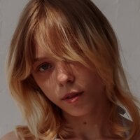 MillaHolt