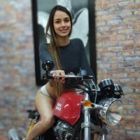 mariana_12 Adlı Modelin Çevrimdışı Sohbet Odası