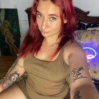 caroline-fox