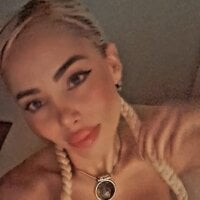 Magic_Wonder01 webcam model