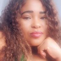 ONIONBOOOTY69 webcam model