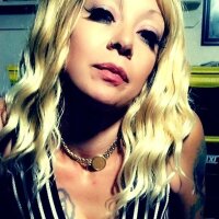 MazziSlimm6484 offline chatrum