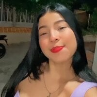 Pokój czatu offline – Abril_Rose69