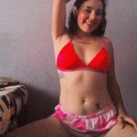 ximena_cute's Offline Chat Room