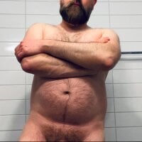Beardedcummer webcam