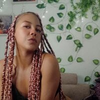 AdairaWealth webcam model