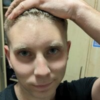 _BlondDude's Offline Chat Room