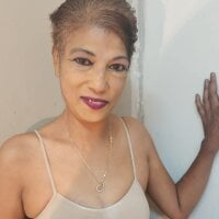 indiantemptress694u model avatar