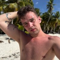 ArthurWhitee webcam model